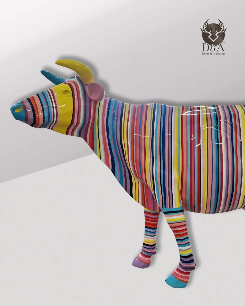 Resin Animals | Life-Size Cow with Fine Stripes Resin Animals | Life-Size Cow with Fine Stripes