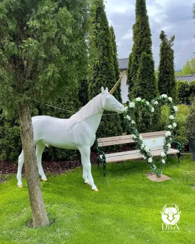 Magnifique statue d'une licorne en résine idéal pour votre décoration