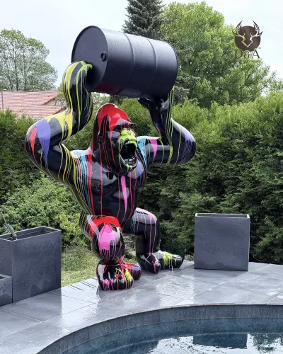 3XL Afvalgorilla met metalen bak, 250 cm hoog - Dieren van hars