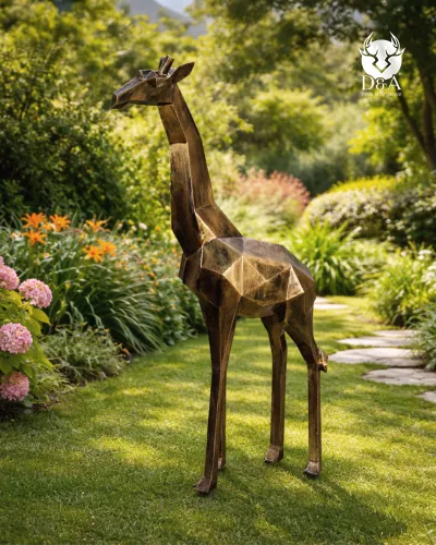 Resin animals, Giraffe XL with patinated effect facets