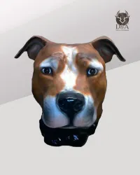 Testa decorativa di Staffordshire Bull Terrier