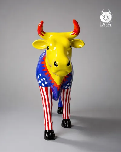 Life-size artistic cow motif - United States & World Map