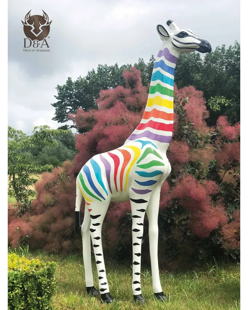 Grande Girafe Xl Zebree Multicolore En Resine Fibree Pour L Exterieur Deco Et Artisanat