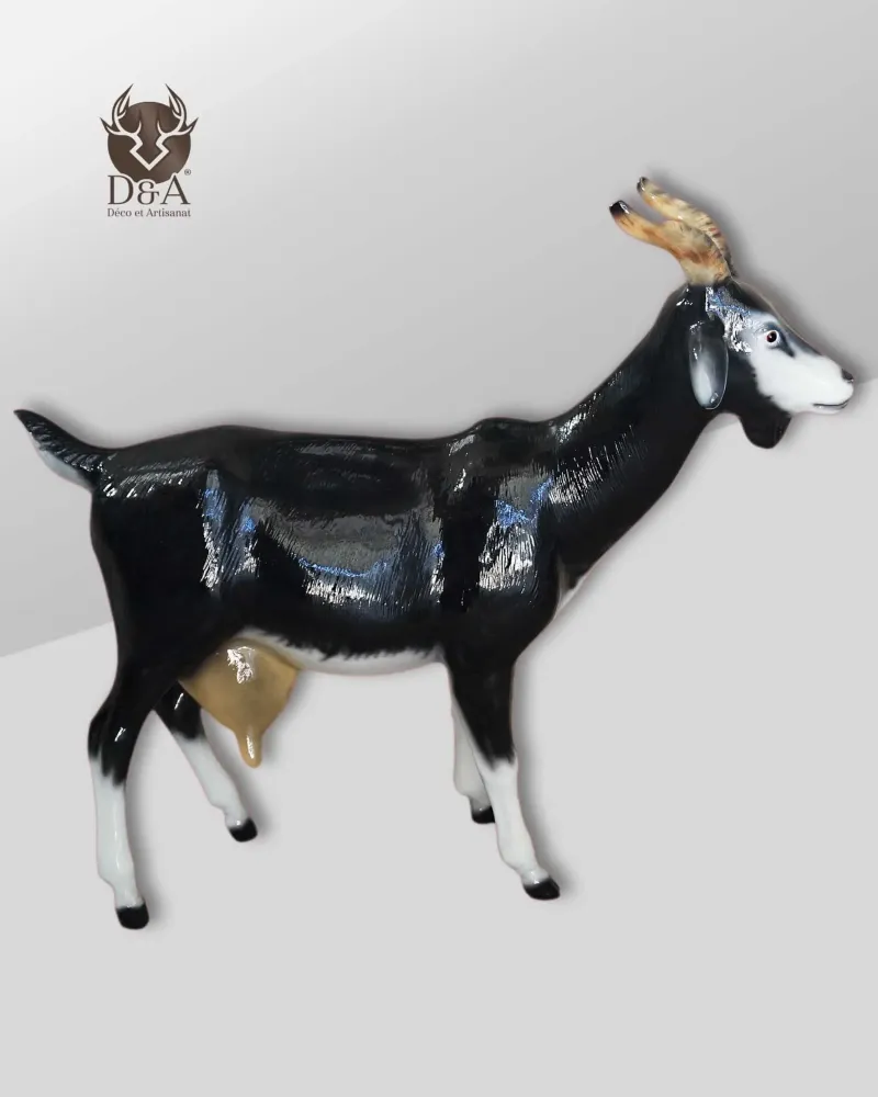 Statue et sculpture en résine d'une Chèvre Géante réaliste Modèle 1