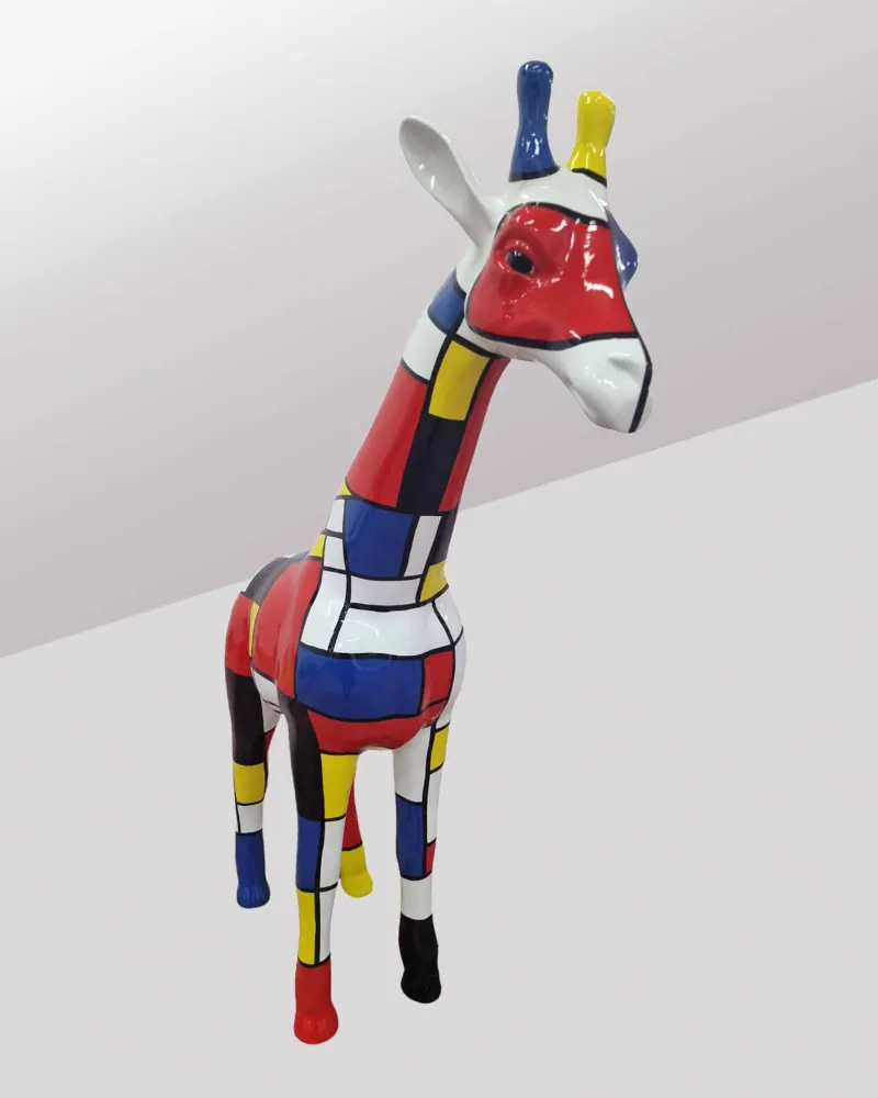 MONDRIAN giraffe in resin specially designed for outdoors or indoors ...