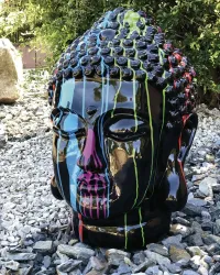 Buddha head M TRASH