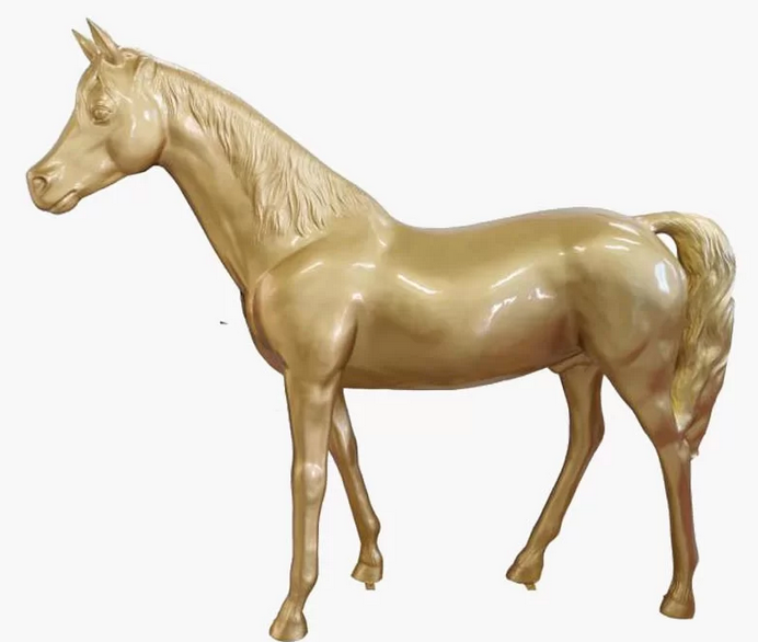 Cheval couleur Gold en résine - Déco et Artisanat