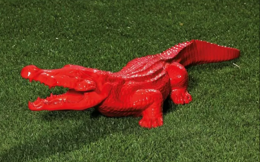 Crocodile rouge taille XXL en résine